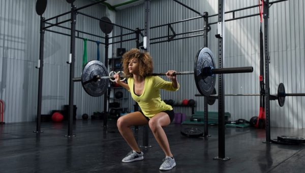 woman lifting weight